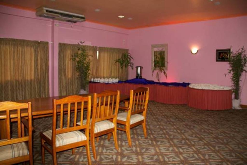Hideaway Hotel Port Moresby Exteriör bild